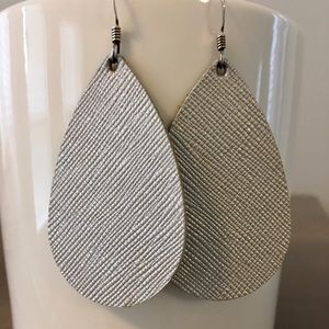 Nickel & Suede Silver Leaf Teardrops